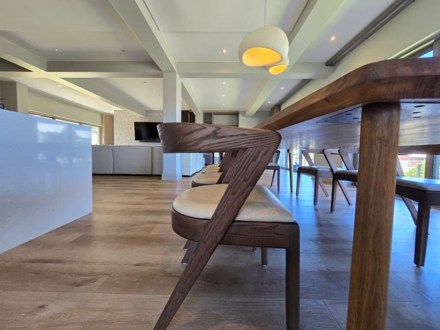 4 Bedroom Property for Sale in Outeniqua Strand Western Cape